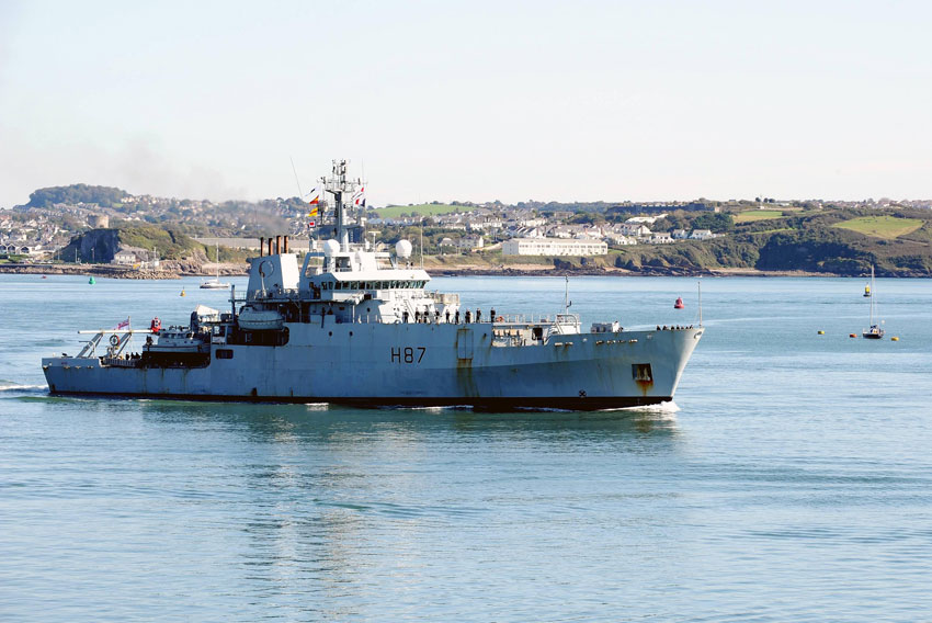 Survey vessel HMS Echo arrived home in Plymouth