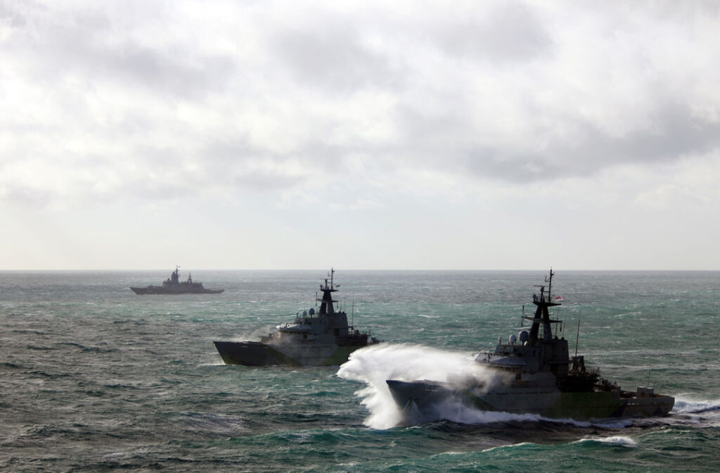 P283 HMS Mersey and P282 HMS Severn shadow RFN Boikiy