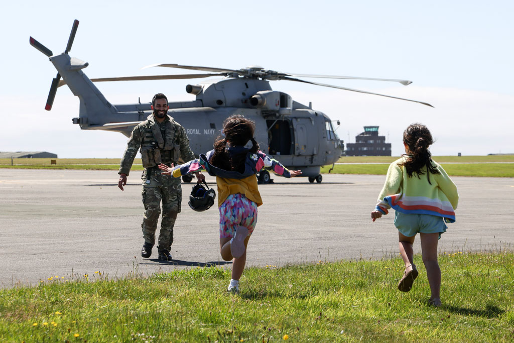 820 NAS Homecoming